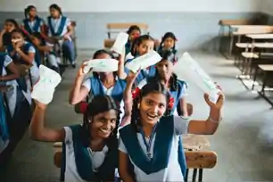 झारखंड में अब छात्राओं को मिलेगा मुफ्त सेनेटरी पैड, अगले सत्र से लागू होगी योजना 