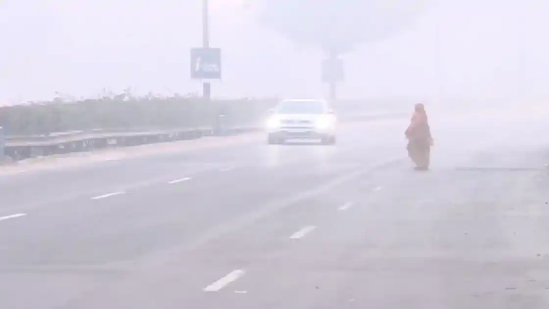 झारखंड में उत्तर-पश्चिमी हवाओं का व्यापक असर, खूंटी-गुमला में कड़ाके की सर्दी से जनजीवन प्रभावित 