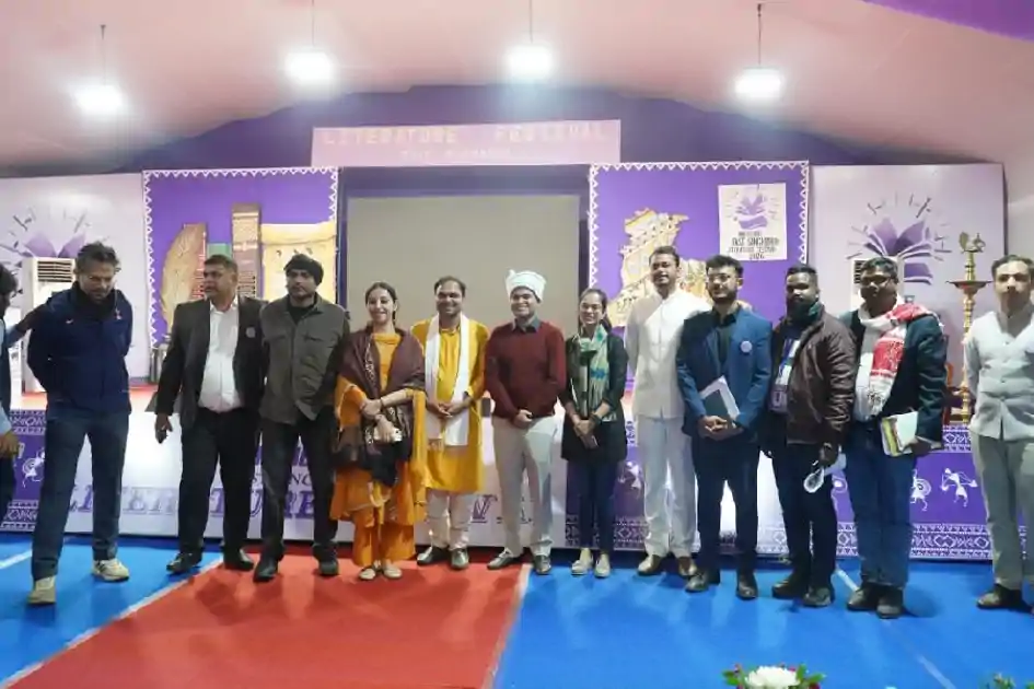 तीन दिवसीय पूर्वी सिंहभूम साहित्य उत्सव की शुरुआत, जनजातीय साहित्य की समृद्ध परंपरा पर केंद्रित रहा पहला दिन