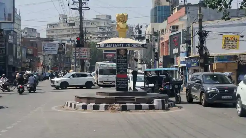 रांची में ट्रैफिक सुधार की बड़ी तैयारी, 25 अतिरिक्त चौराहों पर सिग्नल लगाने का प्रस्ताव