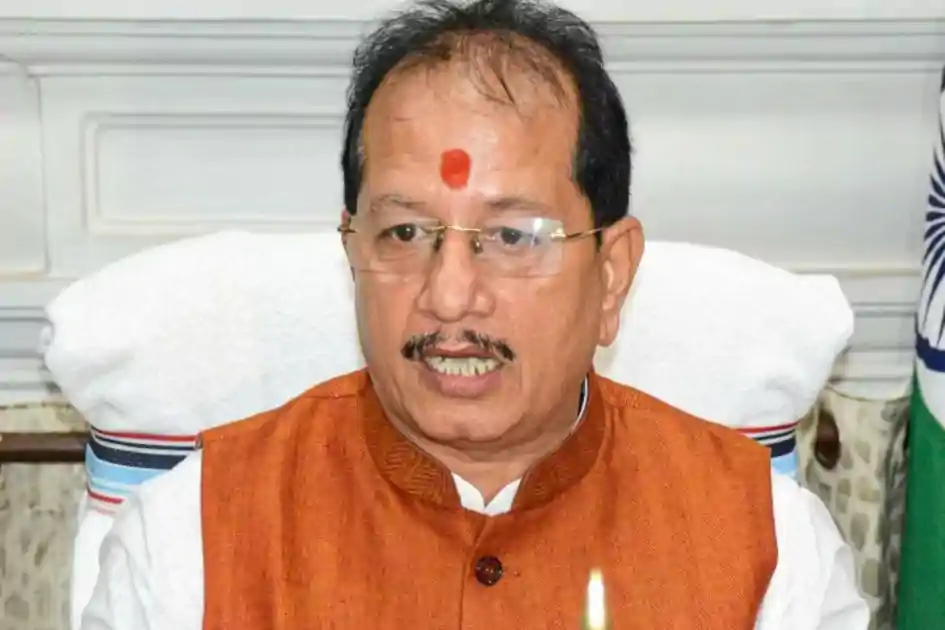 राजस्व कर्मी-अफसरों की हड़ताल जारी, सरकार ने दी चेतावनी, काम पर लौटें कर्मी, नहीं तो निलंबन होगा