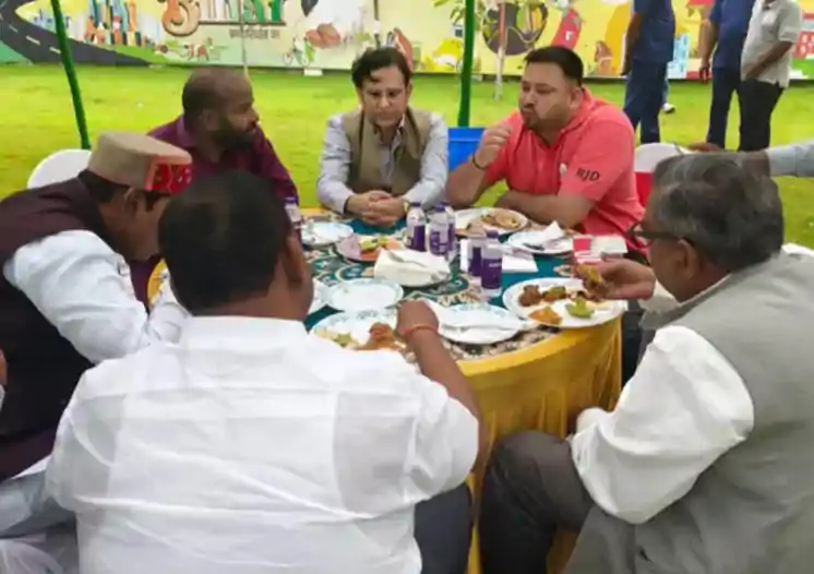 राज्यसभा चुनाव से पहले तेजस्वी की ‘मटन पार्टी’, MLA-MLC के साथ बैठक, BSP-AIMIM के विधायक रहे नदारद