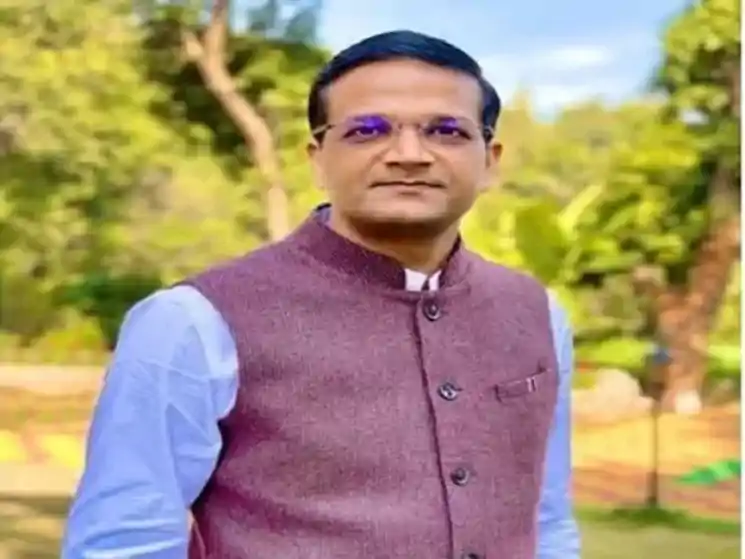  पूर्व DC छवि रंजन को सुप्रीम कोर्ट से मिली जमानत, जमीन घोटाला मामले में ईडी ने किया था गिरफ्तार