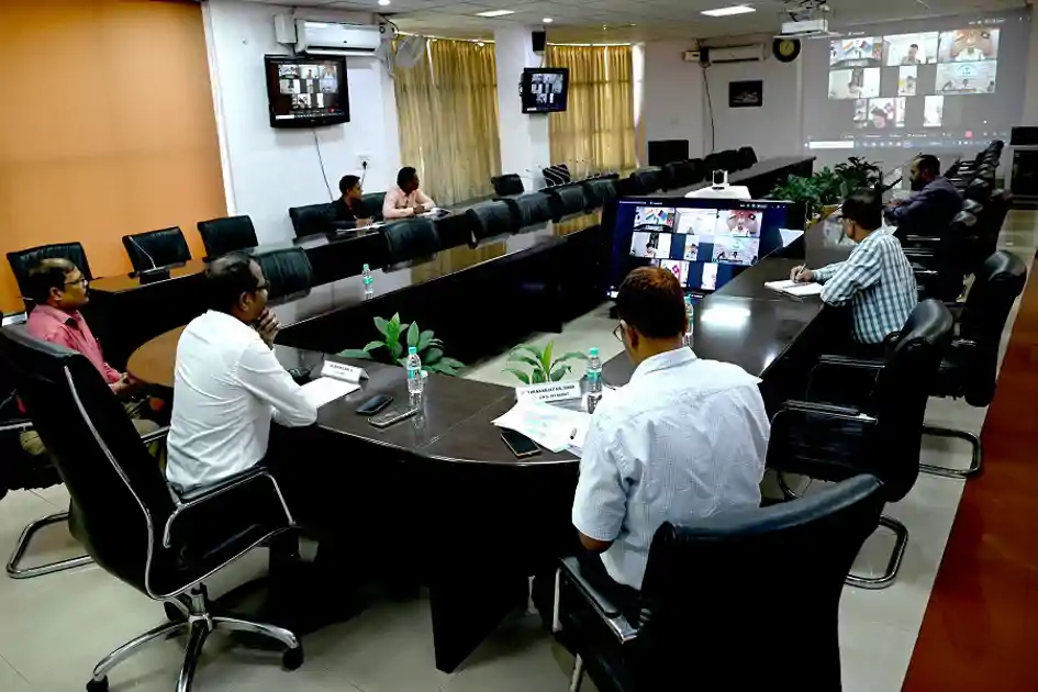 घाटशिला उपचुनाव: सीमावर्ती जिलों में संयुक्त सुरक्षा अभियान, तीन राज्यों की पुलिस मिलकर करेगी निगरानी