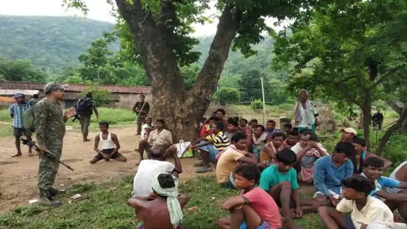 नक्सल प्रभावित इलाकों में नई पहल, झारखंड भी अपनायेगा ‘बस्तर ओलंपिक’ मॉडल नक्सल प्रभावित इलाकों में नई पहल, झारखंड भी अपनायेगा ‘बस्तर ओलंपिक’ मॉडल