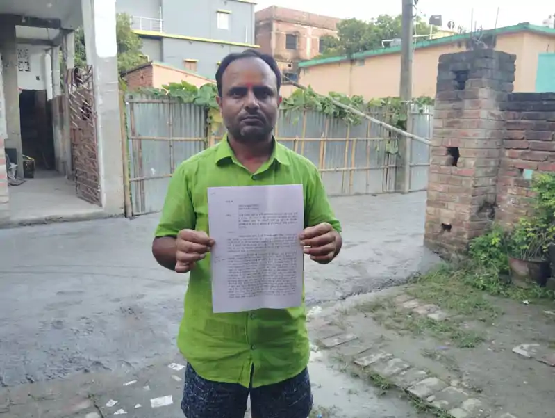 सड़क निर्माण में अनियमितता का आरोप, आरटीआई एक्टिविस्ट ने की जांच की मांग सड़क निर्माण में अनियमितता का आरोप, आरटीआई एक्टिविस्ट ने की जांच की मांग