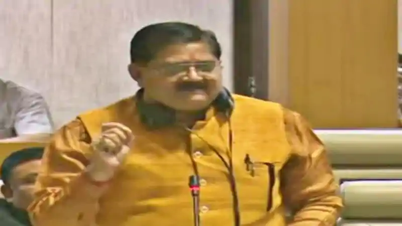 BJP विधायक राज सिन्हा ने स्पीकर से की विशेषाधिकार हनन की शिकायत BJP विधायक राज सिन्हा ने स्पीकर से की विशेषाधिकार हनन की शिकायत