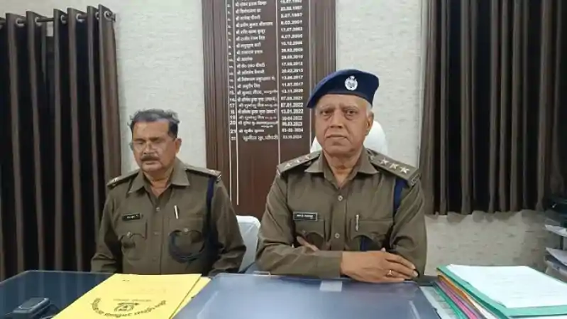 गोलमुरी में राशन दुकान से 88 किलो डोडा बरामद, 56 वर्षीय दुकानदार गिरफ्तार 