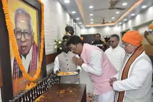 पंडित दीनदयाल उपाध्याय का जीवन राष्ट्रसेवा, संगठन और समर्पण का अनुपम आदर्श : संजय सरावगी