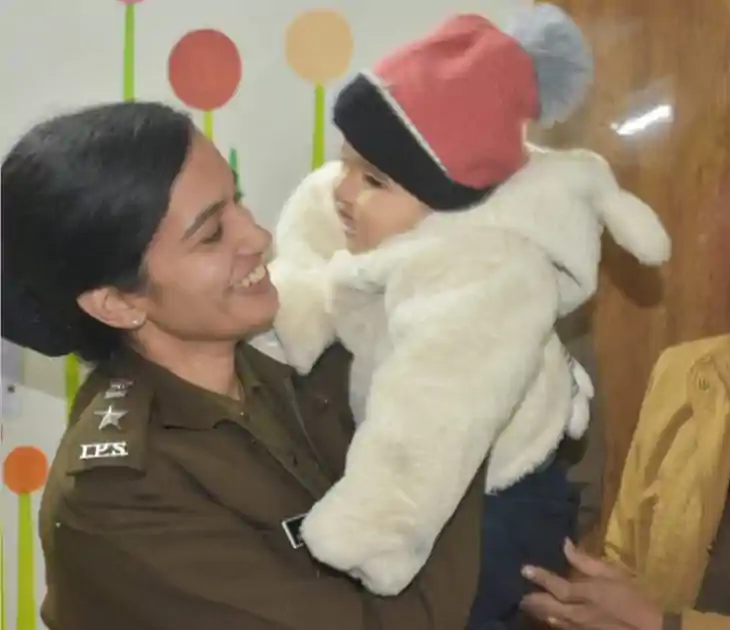 पूर्णिया पुलिस लाइन में खुला पालना घर, अब निश्चिंत होकर ड्यूटी करेंगी महिला पुलिसकर्मी