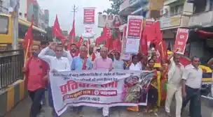 घोसी चैती पीपर कांड पर भाकपा (माले) का प्रतिवाद मार्च, जमकर की नारेबाजी