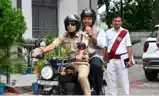 ​सिंघम अवतार: बिना लाव-लश्कर के एक ही बाइक पर जायजा लेने निकले DM, SP