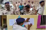 महाराजगंज पुलिस का बड़ा एक्शन: 10 फरार आरोपितों के घर चस्पा हुआ इश्तेहार, अब होगी कुर्की-जब्ती...