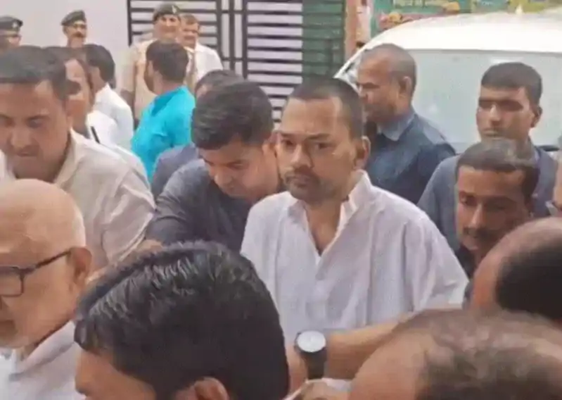 JDU ऑफिस पहुंचे निशांत कुमार, कार्यकर्ताओं ने लगाए नारे – ‘बिहार का CM कैसा हो, निशांत कुमार जैसा हो’ Nishant Kumar