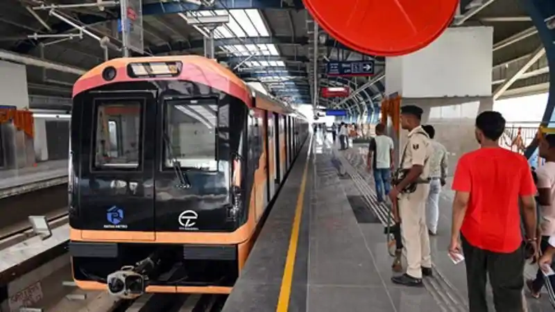 मेट्रो अब मलाही पकड़ी तक चलने को तैयार, डिप्टी सीएमआरएस की टीम ने भूतनाथ से मलाही पकड़ी के बीच जांच की पटना मेट्रो
