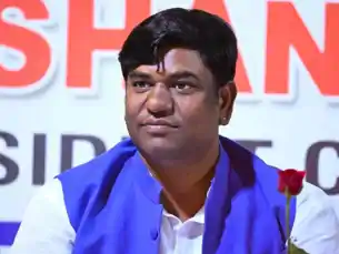 अमर शहीद जुब्बा सहनी के नाम पर राजनीति तो खूब की गई, लेकिन उनके गांव तक विकास की किरण नहीं पहुंची: मुकेश सहनी