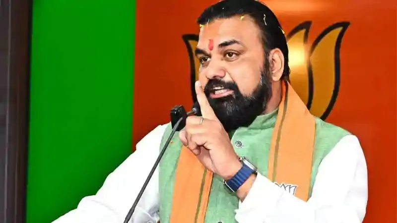 असम में नई सरकार के शपथ समारोह में शामिल होंगे CM सम्राट चौधरी, आज जाएंगे गुवाहाटी असम में नई सरकार के शपथ समारोह में शामिल होंगे CM सम्राट चौधरी, आज जाएंगे गुवाहाटी