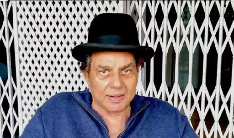 धर्मेंद्र के निधन की खबरें गलत, बेटी ईशा बोलीं- उनकी हालत स्थिर, रिकवर कर रहे