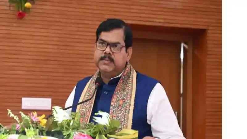 बिहार के सभी सरकारी स्कूलों में 17 तक निकलेगी तिरंगा यात्रा: शिक्षा मंत्री मिथिलेश तिवारी 