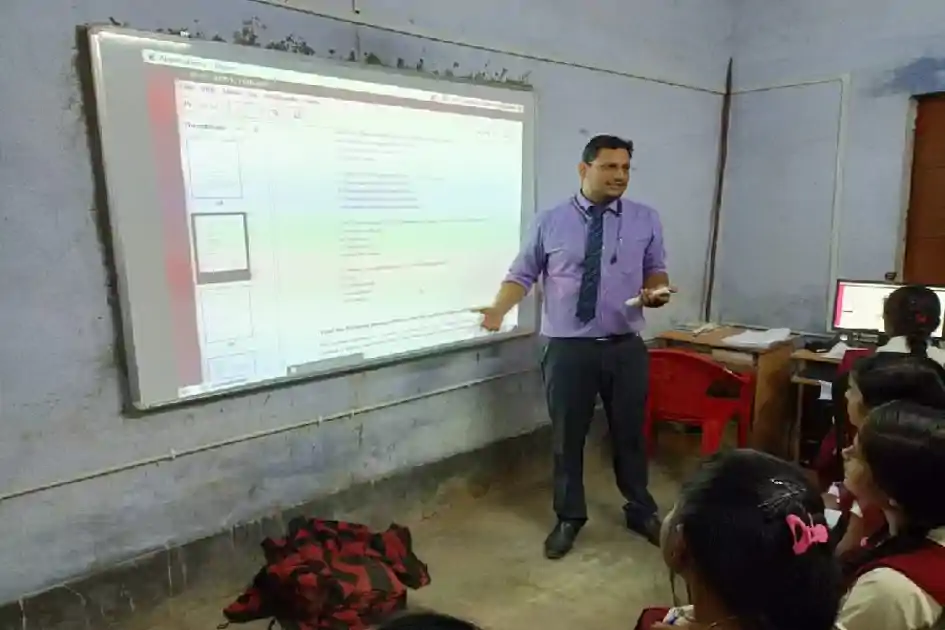 पाकुड़ के प्रधानाध्यापक आनंद कुमार भगत का “स्टार एजुकेशन अवॉर्ड्स 2025” के लिये चयन