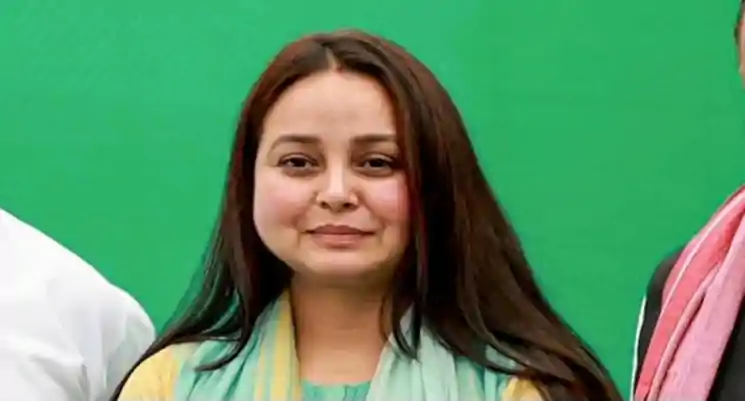 रोहिणी आचार्य के पोस्ट पर जेडीयू का समर्थन: संजय झा बोले- राजद के लोगों को घुटन हो रही