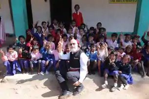 बहुभाषी शिक्षा और बालिका सशक्तिकरण मॉडल देखने खूंटी पहुंची UNICEF इंडिया के उप-प्रतिनिधि अर्जन डे वाग्ट की टीम