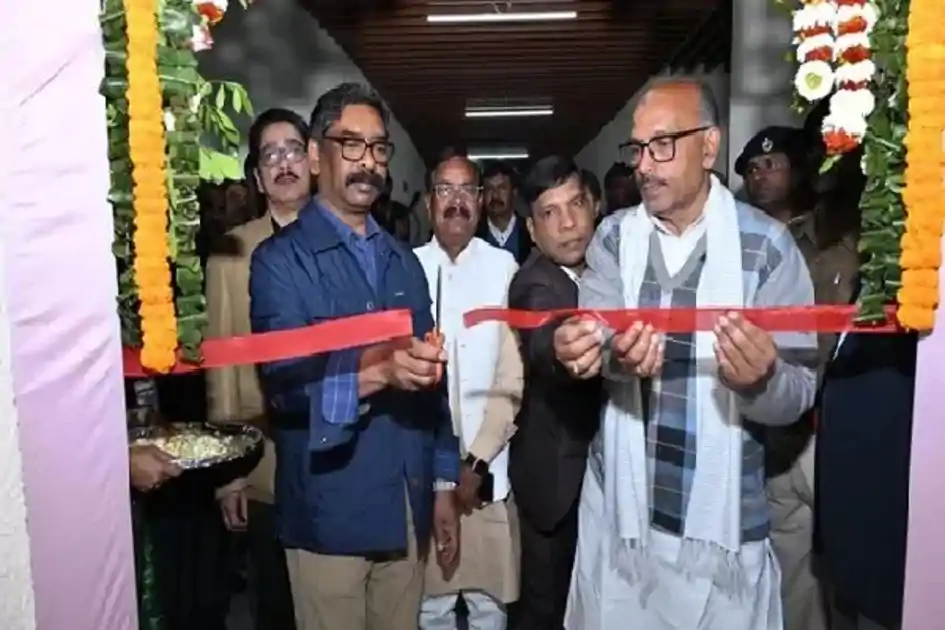 झारखंड विधानसभा में दस्तावेजों की डिजिटल व्यवस्था शुरू, स्पीकर ने किया नेवा सेवा केंद्र का उद्घाटन