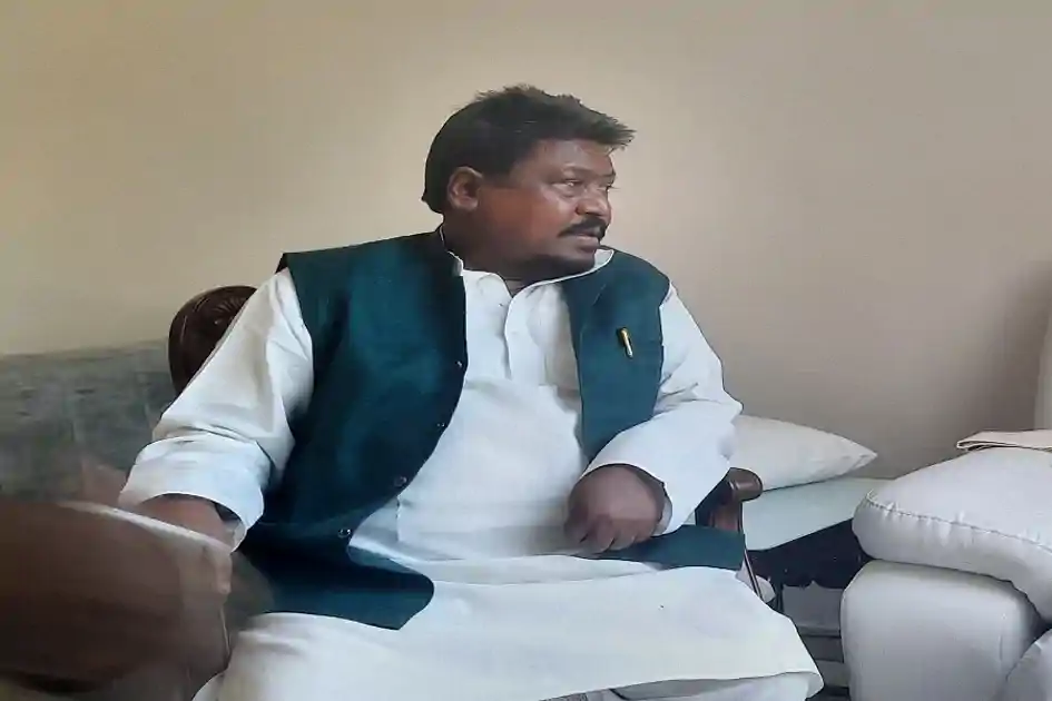 शिवरात्रि पर भाजपा में शामिल होंगे दुलाल भुइयां, 30 साल बाद झामुमो से तोड़ेंगे नाता