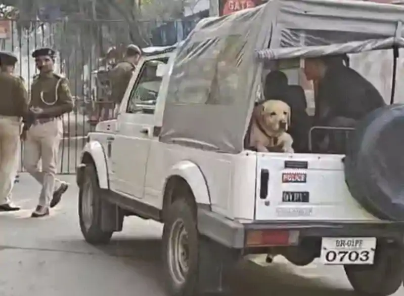 कोर्ट को उड़ाने की धमकी 
