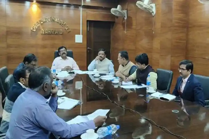झारखंड में मतदाता सूची पुनरीक्षण को लेकर सख्ती, के. रवि कुमार ने जिलों को दिए त्वरित सत्यापन के निर्देश झारखंड में मतदाता सूची पुनरीक्षण को लेकर सख्ती, के. रवि कुमार ने जिलों को दिए त्वरित सत्यापन के निर्देश