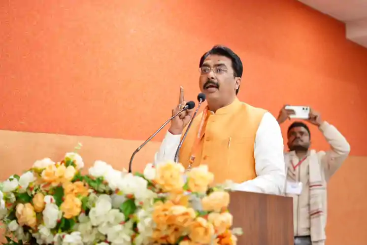 भाजपा कार्यकर्ताओं को आदेश देने वाला नहीं, संस्कार देने वाला परिवार: संजय सरावगी ‎