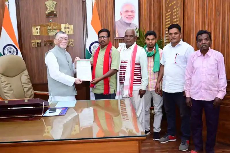 सारंडा के वनवासियों को वनाधिकार पट्टा देने की मांग लेकर राज्यपाल से मिले BAP नेता