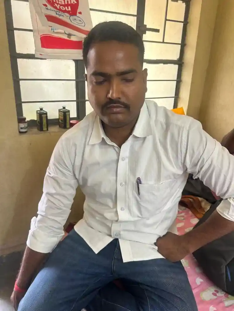 कोडरमा में एसीबी की बड़ी कार्रवाई, 15 हजार रिश्वत लेते सब-इंस्पेक्टर गिरफ्तार कोडरमा में एसीबी की बड़ी कार्रवाई, 15 हजार रिश्वत लेते सब-इंस्पेक्टर गिरफ्तार