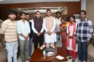 भिवाड़ी हादसे में झारखंड के छह मजदूरों की मौत, पीड़ित परिवारों को 40-40 लाख मुआवजा और नौकरी का आश्वासन