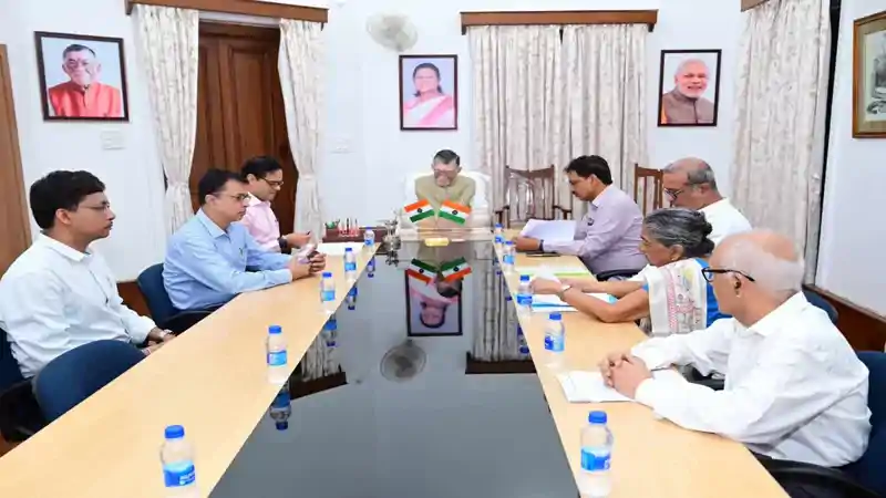 झारखंड में आई केयर सेवाओं को मिलेगा नया स्वरूप, बिहार आई बैंक का बदलेगा नाम; राज्यपाल ने दी मंज़ूरी झारखंड में आई केयर सेवाओं को मिलेगा नया स्वरूप, बिहार आई बैंक का बदलेगा नाम; राज्यपाल ने दी मंज़ूरी