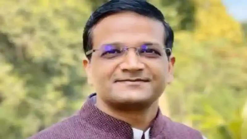 पूर्व रांची डीसी छवि रंजन को मिली राहत, राज्य सरकार ने किया निलंबन आदेश रद्द पूर्व रांची डीसी छवि रंजन को मिली राहत, राज्य सरकार ने किया निलंबन आदेश रद्द