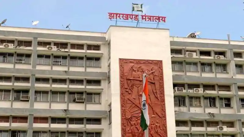 मंत्रिपरिषद बैठक में हेमन्त सरकार के बड़े फैसले: विकास, शिक्षा, रोजगार और पर्यावरण पर खास जोर मंत्रिपरिषद बैठक में हेमन्त सरकार के बड़े फैसले: विकास, शिक्षा, रोजगार और पर्यावरण पर खास जोर
