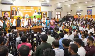 विभिन्न दलों के दिग्गजों ने थामा BJP का दामन, मरांडी ने कहा- सेवा और अंत्योदय पार्टी का मूलमंत्र