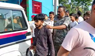 मंदिर में चोरी के आरोप में युवक को ग्रामीणों ने पकड़ा, जमकर की पिटाई, किया पुलिस के हवाले