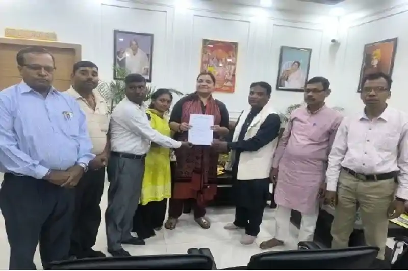 टेट मान्यता और वेतन को लेकर 18 अप्रैल से मुख्यमंत्री आवास के सामने अनिश्चितकालीन अनशन पर बैठेंगे सहायक शिक्षक टेट मान्यता और वेतन को लेकर 18 अप्रैल से मुख्यमंत्री आवास के सामने अनिश्चितकालीन अनशन पर बैठेंगे सहायक शिक्षक