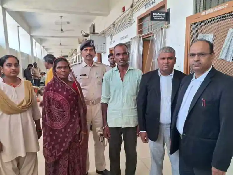 शराब का अवैध धंधा, महिला समेत दो धंधेबाजों को सश्रम कारावास की सजा शराब का अवैध धंधा, महिला समेत दो धंधेबाजों को सश्रम कारावास की सजा