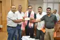 समाजसेवी ने असम बाढ़ पीड़ितों को दिए 1.11 लाख रूपये