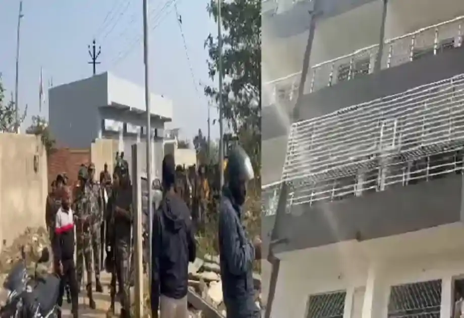 हाईकोर्ट के आदेश पर रिम्स परिसर में अवैध निर्माणों पर कार्रवाई, फ्लैट खाली करने लगे निवासी