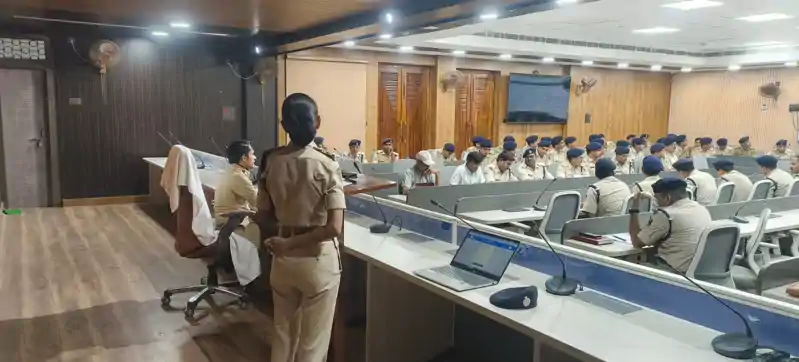 काम में कोताही पर गिर गई गाज, बरौली थानाध्यक्ष लाइन हाजिर, एसपी ने लिया कड़ा एक्शन
