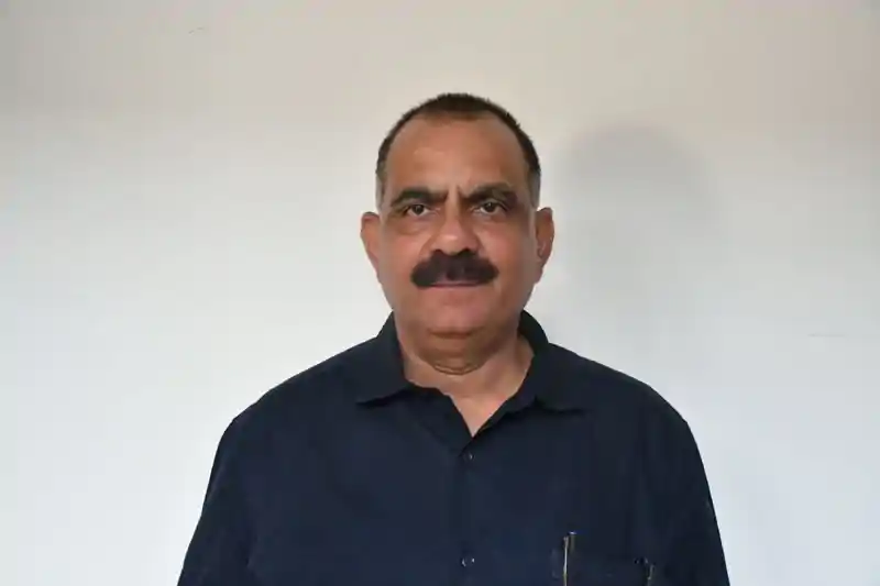 भाजपा निवेश पर फैला रही भ्रम, विकास और रोजगार की राह रोकना चाहती है : आलोक कुमार दूबे भाजपा निवेश पर फैला रही भ्रम, विकास और रोजगार की राह रोकना चाहती है : आलोक कुमार दूबे