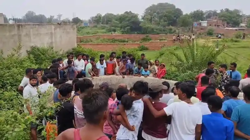 गिरिडीह के वरिष्ठ चिकित्सक की संदिग्ध मौ*त, पोस्टमार्टम रिपोर्ट के इंतजार में पुलिस गिरिडीह के वरिष्ठ चिकित्सक की संदिग्ध मौ*त, पोस्टमार्टम रिपोर्ट के इंतजार में पुलिस