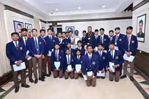 विधानसभा भ्रमण के दौरान नेतरहाट स्कूल के छात्रों ने CM हेमंत सोरेन से की मुलाकात