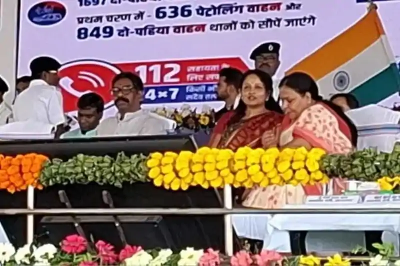 झारखंड में सुरक्षा तंत्र को मिलेगी मजबूती, CM हेमंत ने 12 नये थानों का शिलान्यास किया झारखंड में सुरक्षा तंत्र को मिलेगी मजबूती, CM हेमंत ने 12 नये थानों का शिलान्यास किया