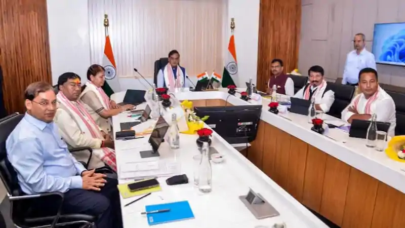 हिमंता सरकार का बड़ा फैसला! असम में लागू होगा यूनिफॉर्म सिविल कोड हिमंता सरकार का बड़ा फैसला! असम में लागू होगा यूनिफॉर्म सिविल कोड