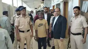 शराब बरामदगी मामले में दोषी को पांच साल की सश्रम कैद, एक लाख रुपये जुर्माना शराब बरामदगी मामले में दोषी को पांच साल की सश्रम कैद, एक लाख रुपये जुर्माना